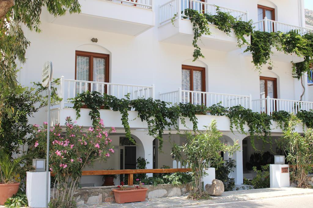 קמרס Hotel Kamari מראה חיצוני תמונה